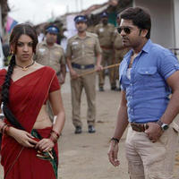 Simbu and Richa Gangopadhyay in Osthi Movie - Stills | Picture 104594